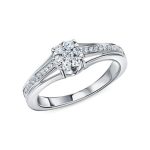 Gold ring with ds