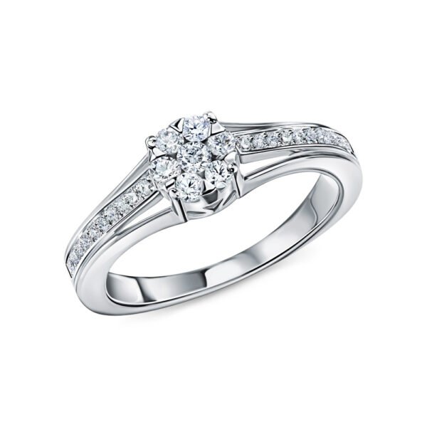 Gold ring with ds